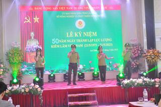 Văn nghệ chào mừng