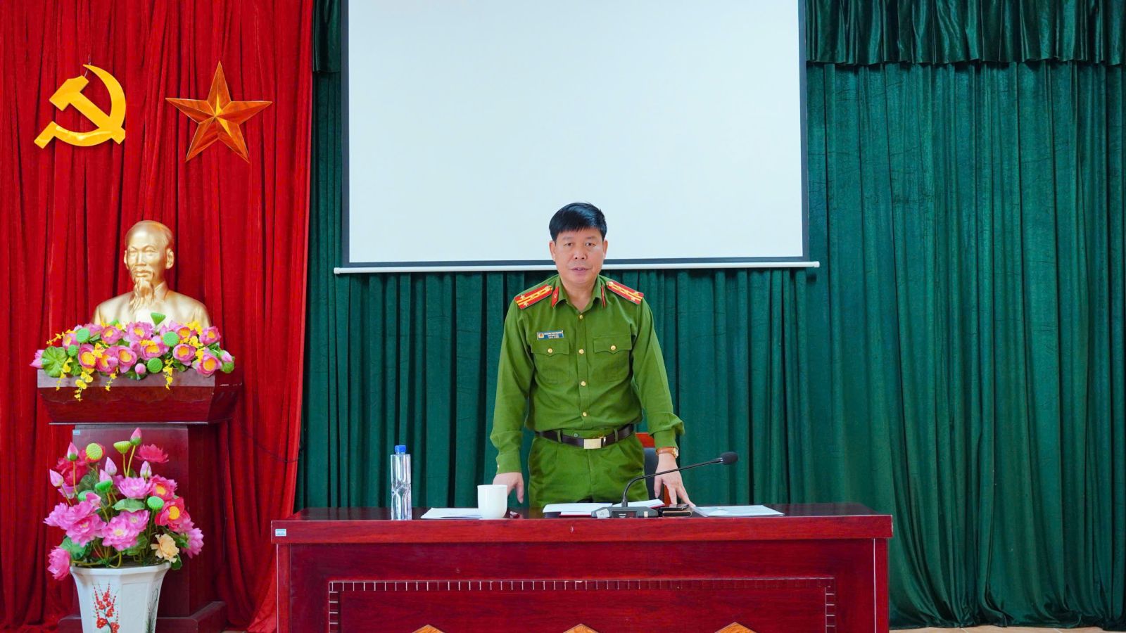 Đoàn kiểm tra số 2 kiểm tra công tác quản lý bảo vệ rừng và PCCCR mùa khô năm 2025-2026