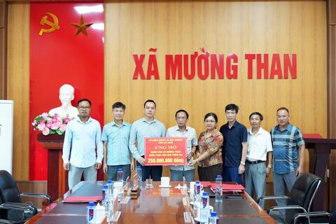 SỞ NÔNG NGHIỆP VÀ MÔI TRƯỜNG CHUNG TAY ỦNG HỘ BÀ CON XÃ MƯỜNG THAN