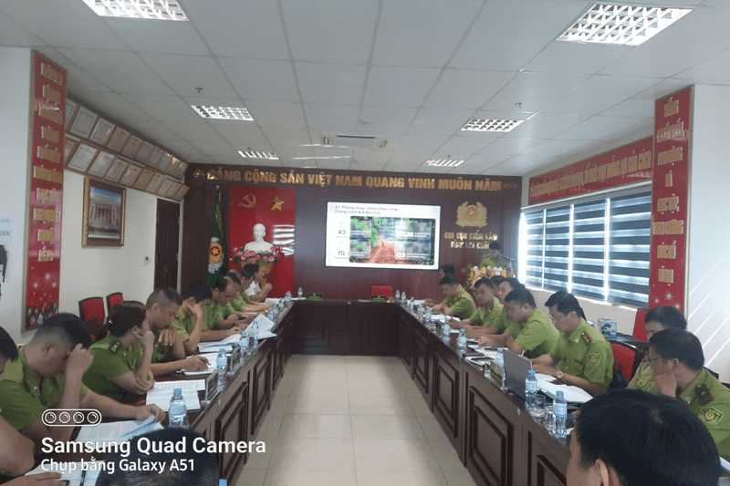 Chi cục Kiểm lâm tổ chức hội nghị giao ban đánh giá kết quả thực hiện nhiệm vụ 9 tháng đầu năm, triển khai nhiệm vụ trọng tâm 3 tháng cuối năm 2026