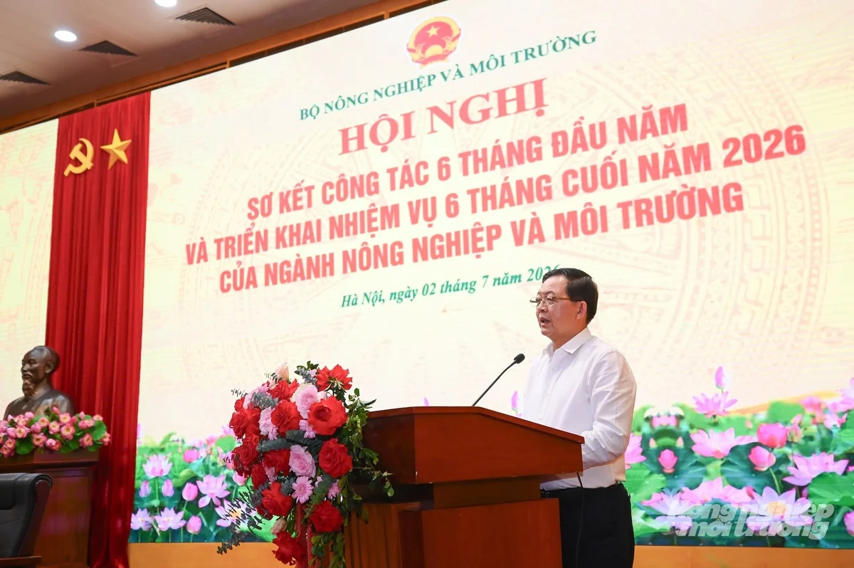 Phó Thủ tướng Hồ Quốc Dũng cho biết, nông nghiệp luôn là lợi thế đặc biệt của Việt Nam. Ít có quốc gia nào sở hữu đồng thời những tiềm năng như Việt Nam với 'rừng vàng, biển bạc, đất phì nhiêu'. Ảnh: Tùng Đinh. Phó Thủ tướng Hồ Quốc Dũng cho biết, nông nghiệp luôn là lợi thế đặc biệt của Việt Nam. Ít có quốc gia nào sở hữu đồng thời những tiềm năng như Việt Nam với 'rừng vàng, biển bạc, đất phì nhiêu'. Ảnh: Tùng Đinh.